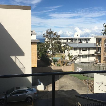 Merrima Court Holidays Caloundra Exteriör bild