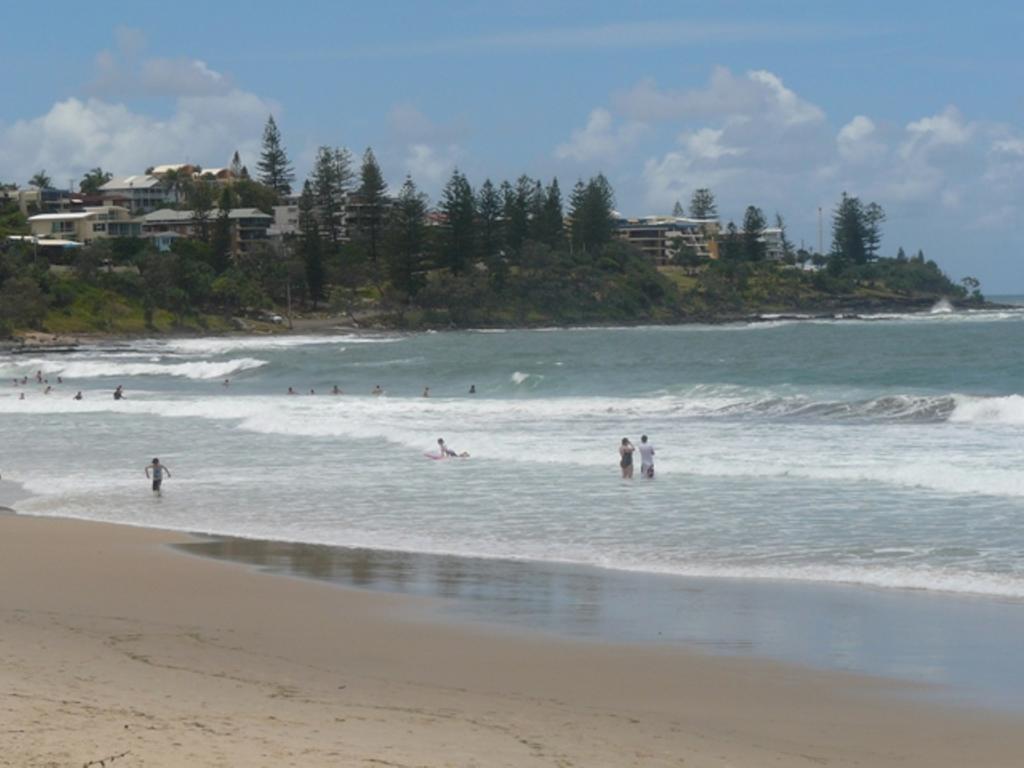 Merrima Court Holidays Caloundra Exteriör bild
